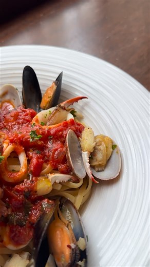 We give you full permission to be a little shellfish and twirl your form into our signature Aragosta Arrabbiata. 🦞🍝 | Grotto
