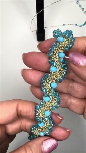 Bracciale all'uncinetto #short #braccialetto #uncinetto #perline #crochet #tutorial #handmade #diy