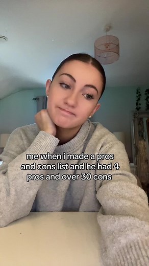 Creating a Pros and Cons List for Relationships