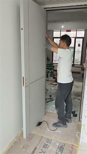 Using an air bag to hang a door is simple! A