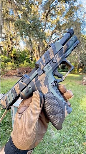 @blackbeardscustoms Beretta APX