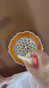 Different technique using mica powder. So pretty 🥰 #subscribe #art #tutorial #resin #fyp #shorts