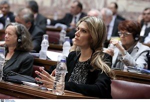 Οι εξηγήσεις της Εύας Καϊλή για τα επιδόματα στους «τεμπέληδες»