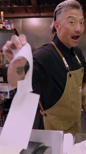 Service Challenges in Bar Rescue: A Kitchen Crisis Unfolds