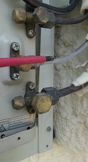 Understanding Electrical Box Connections and Wiring