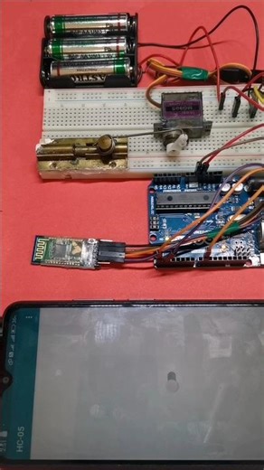 Never Carry Keys Again! DIY Bluetooth Smart Lock using Arduino #arduino #smartlock #diy