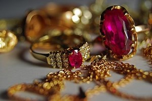 How to Use Ultrasonic Cleaners for Electrosonic Cleaning