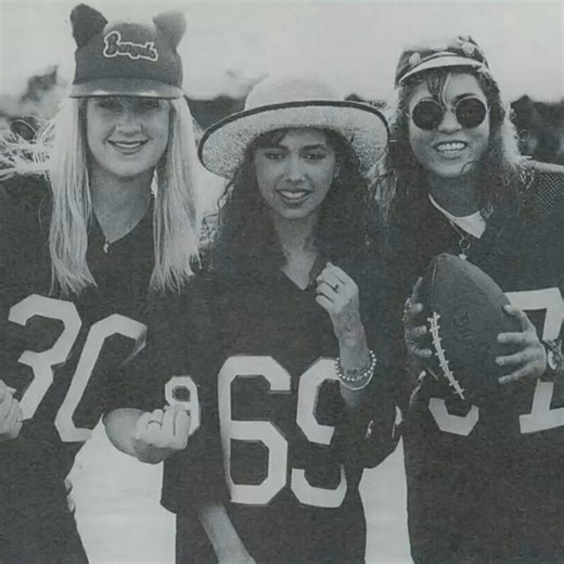 Continuing our look back at TV appearances, check this out! Who remembers who won? That’s right, The Bangles! 🌟 This was our MTV promo for the Super Bowl in 1989. Can you believe that prize? Amazing! 🏈 #TheBangles #MTV #SuperBowl #Throwback #thebengles #WhatAPromo | The Bangles