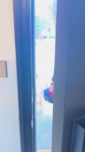 From hanging shelves to fixing leaks and keeping your home in shape—Honey Homes gives you one dedicated handyman who handles it all with skill and care. | Honey Homes