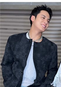 Mingyu from Seventeen: Concert Outfits and Trends