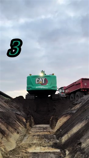 Caterpillar CAT 323 Excavator Features and Benefits