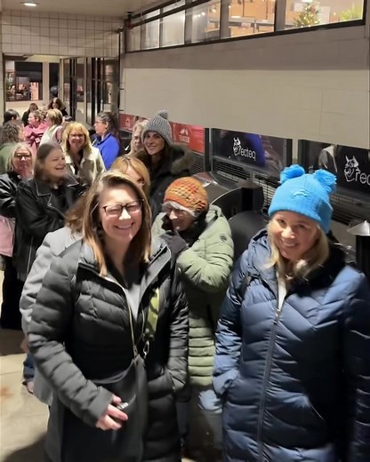Another great turnout for ladies night! We’re about 10 minutes away from Showtime. We’re so grateful for the support from our community. It’s gonna be a fun night.! #ladiesnight #neighborsservingneighbors | Ace Hardware of Commerce