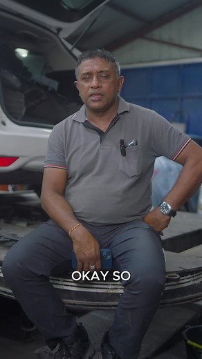 Mini-interview explaining the step by step process of the repairs done to this Chevy Colorado at @smautorepaircentreltdtt. @smautorepaircentreltdtt is an insurance authorized reapir garage, located conveniently in Marabella! Check out @smautorepaircentreltdtt for all your auto body collision, painting and detailing needs. Contact us via: 📞- 658-7447 / 221-0028 💻- smautorepaircentreltd@gmail.com 📱/📥- Instagram, Facebook & TikTok @smautorepaircentreltdtt