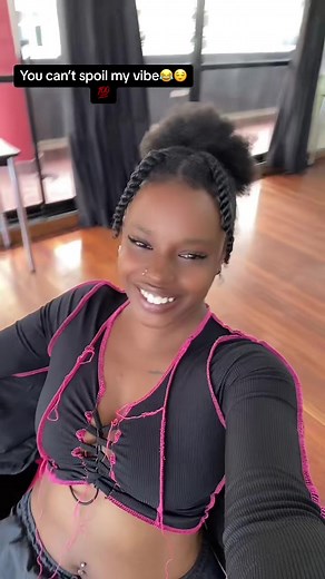 Vibe Dance Videos: It's A Vibe With Me Dancing