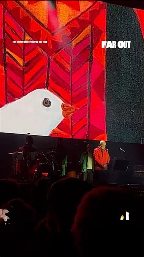 🎥 Brian Eno performing at Together for Palestine live at Wembley Arena. #BrianEno #TogetherForPalestine | Far Out Magazine