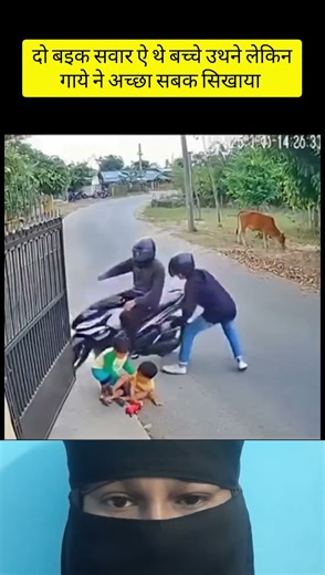 do bacchon Ko Aaye bike Sawar uthane