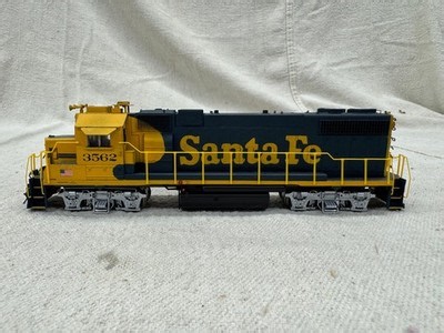 HO Scale Atlas/Athearn Santa Fe GP38-2 with ESU Loksound Select Decoder | eBay