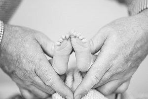 Higher birth risks associated with older dads