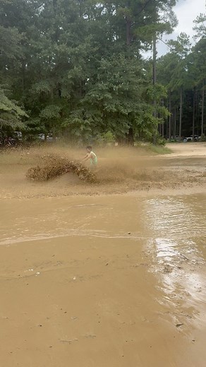 Lifted Polaris Scrambler rips in the water 💦 #polaris #portals #mudding #offroading #atv #polarisscrambler #riverrunatvpark | Mistaa570