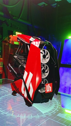 Unboxholics on Instagram: "Η τέχνη της @infinity__gear έρχεται στην Παραμυθοχώρα των Unboxholics! Όσοι εισέρχονται στο Χριστουγεννιάτικο Χωριό, έχουν την ευκαιρία να κερδίσουν ένα πανίσχυρο Gaming υπολογιστή, στα χρώματα των Unboxholics, σμιλευμένο από τα χέρια των ειδικών της Infinity Gear! Αποκλειστικά και μόνο για τους επισκέπτες της Παραμυθοχώρας! Μην το χάσετε! 🔥 #infinitygear #unboxholics #gamingpc #paramithixorapozar"