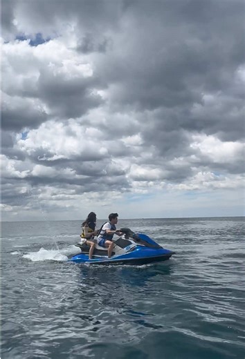 Mastering Mindfulness: Join Maxine's Yoga Journey