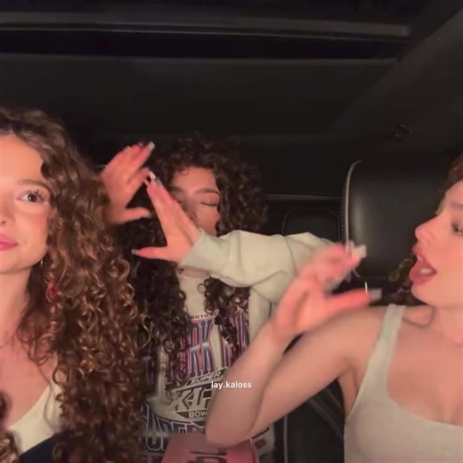 مهتمه بـ #كالوجيراس_سيسترز ؟ تابعيني🔆! . . #foryou #explore #tiktok #kalogerassisters