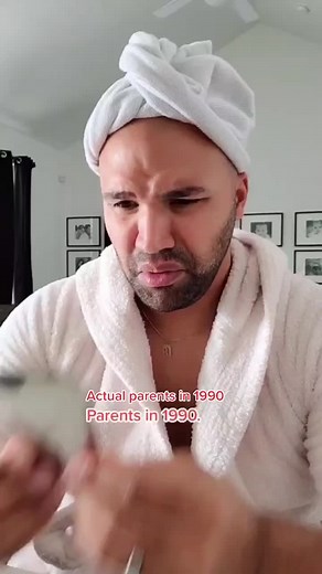 #stitch with @thetrotterlife IC @lesleypsyd You ‘member? I ‘member. #mommacusses #90skid #phonecord #oldschool