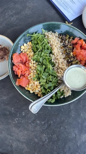 Devon Willo on Instagram: "For I g myself out of my shell on a Saturday night 🥰 Willo is so much more outgoing than me 😂"