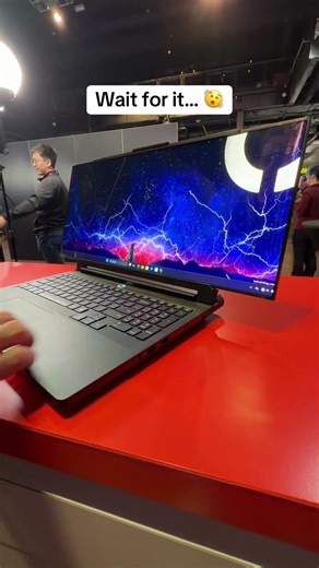 The Lenovo Legion Pro Rollable Concept is a gamer's paradise!