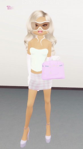 Join me on dress to impress #robloxfashion #robloxfashionshow