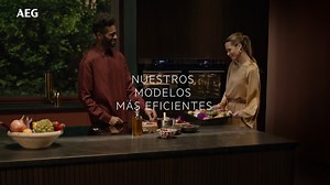 ¡Es tiempo de cocinar en casa! 🍂🏘️ Aprovecha y ve probando las todas las recetas que te proponemos y, cómo no, exprime al máximo las características únicas de nuestros hornos. ¿Has probado la función de cocinar con vapor de los hornos AEG? 🙌🙌 Gracias a ella tus platos serán suculentos, saludables y con una textura ummm. Ir al recetario: https://www.aeg.com.es/local/recipes/#149113) #AEGEspaña #AEG #ChallengeTheExpected #AEGEcoLine | AEG España