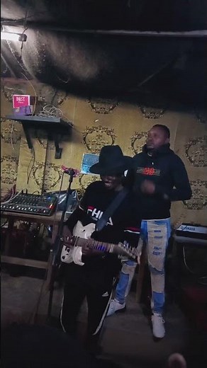 Vuusya ungu live performance mlolongo