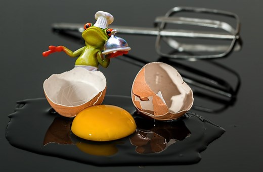 What Food Is Good For Aloe Vera Plants? (Eggshells, Bananas, Tea, Coffee & More...)