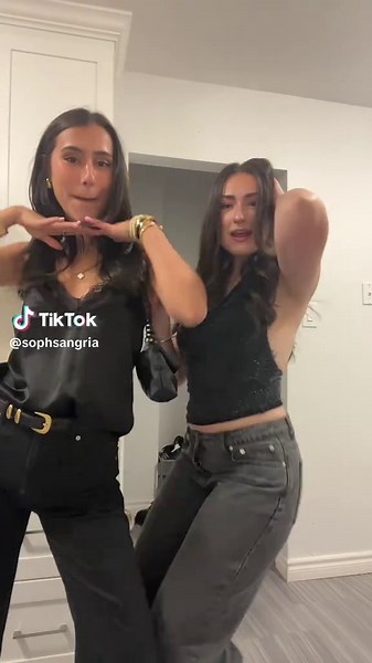 Exploring Western Influences on Guelph Culture