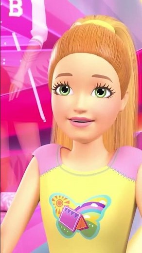 Barbie Creates New Stylish Looks In Her Dream Closet! | Barbie Fashion Stories