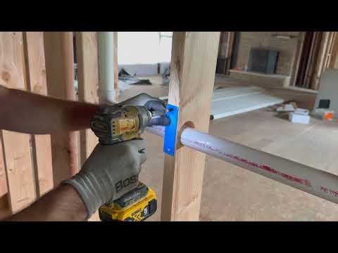 HowTo use the medium HAP B-Hanger to hold pipes securely when working close to the stud edge