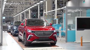 73K views · 4.1K reactions | Der türkische Autobauer TOGG liefert seine ersten E-Autos aus. Inländische Kunden in sieben Provinzen erhalten das SUV-Modell T10X. Dazu veröffentlichte das Unternehmen ein Video. | TRT Deutsch | Facebook