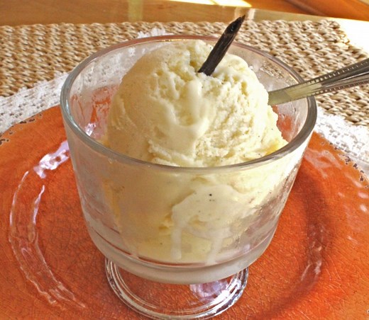 Love Vanilla Bean Gelato? Learn How to Make it At Home!