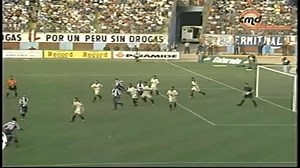 48K views · 2.5K reactions | Un 18/05/2003 Henry Quinteros marcaría lo que es hasta hoy, el mejor gol en la historia de los clásicos. Adelante, dale play y disfruta.  ¡GOLAAAAAAAAZO! ⚽ #ArribaAlianza | Latido Blanquiazul | Facebook