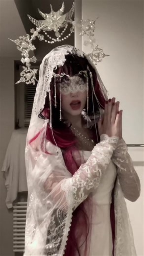 Love gacha songs #cosplay #cosplayersoftiktok #columbina #columbinacosplay #lum1gem