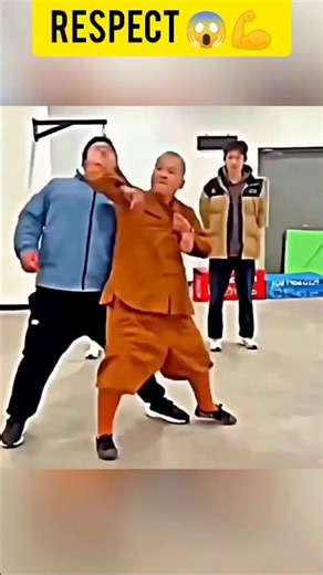 Grab & Control: Clothing Defense Technique 💥#challenge #kungfu