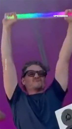 Pedro Pascal was caught dancing in a very curious way 💅 #fblifestyle | Magnate