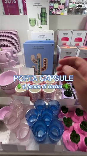 Flying Tiger Italia on Instagram: "Hai detto coffee corner con stile? ☕🌵 Il nostro portacapsule in legno a forma di cactus è l’accessorio che mancava alla tua cucina. Design unico, energia assicurata! Ti aspettiamo in negozio e online al sito www.flyingtiger.com #FlyingTigerCopenhagen #MomentsThatMatter"