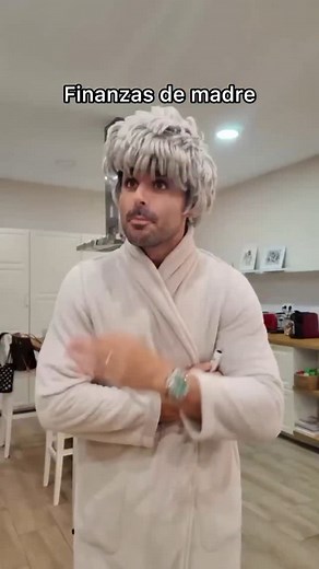 268K views · 4.1K reactions | PUBLl. Mi madre sabe ahorrar y lo hace con @traderepublic : cuenta gratuita , 2,02% TAE , 1% de vuelta con su sistema de saveback , IBAN español  y te gestionan los impuestos 茶. ¡Así de fácil! ✅ Invertir conlleva riesgos. Se aplican T&Cs. #TradeRepublic #AhorroFácil Para más información, visita la página web https://traderepublic.com/es-es | Nachter | Facebook