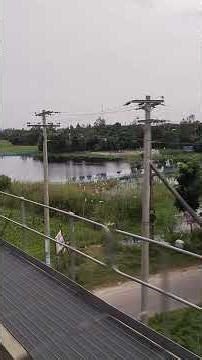HOW the train run over The padma bridge