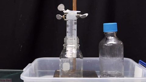 Cleaning liquid mercury metal