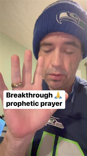 2.3M views · 207K reactions | Prophetic, breakthrough miracle prayer Bible #Prayer #PropheticWord | Prophetic Heartbeat | Facebook
