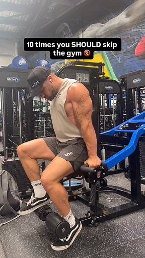 10 times you should just skip the gym 🚷 1. When you’re actually sick 😷 Your body needs recovery, not stress. Training sick just drags your strength down longer. 2. When you slept less than 4 hours 😴 No sleep = trash recovery. You’re way more likely to get injured. 3. When you’re lifting through pain, not soreness 🤕 Sharp pain means STOP. One bad rep can put you out for months (trust me... I mean that). 4. When you’ve hit 3-4 days in a row of heavy training 💪🏽 I’ve been the guy who hits hea