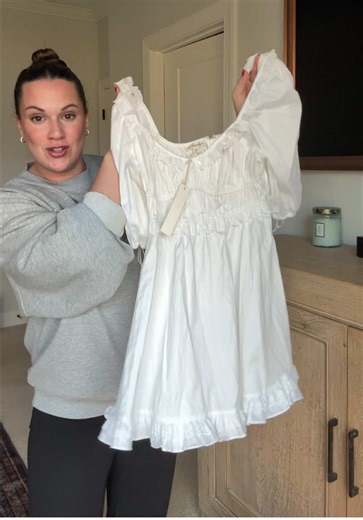 First thrift haul of the year! 👯‍♀️ Showing you everything I got 😍 #thrifthaul #poshmarkseller #ebayseller #goodwill #goodwillfinds