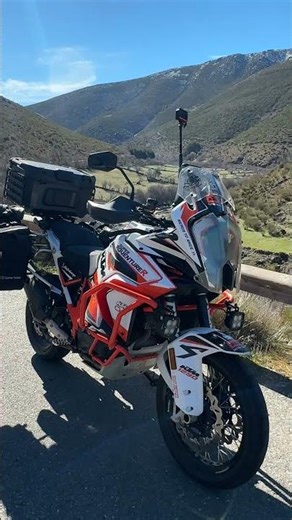 La KTM 1290 Super Adventure definitiva 🇪🇸 ¡Mira cómo quedó con Lone Rider! ‪@LONERIDERMoto‬